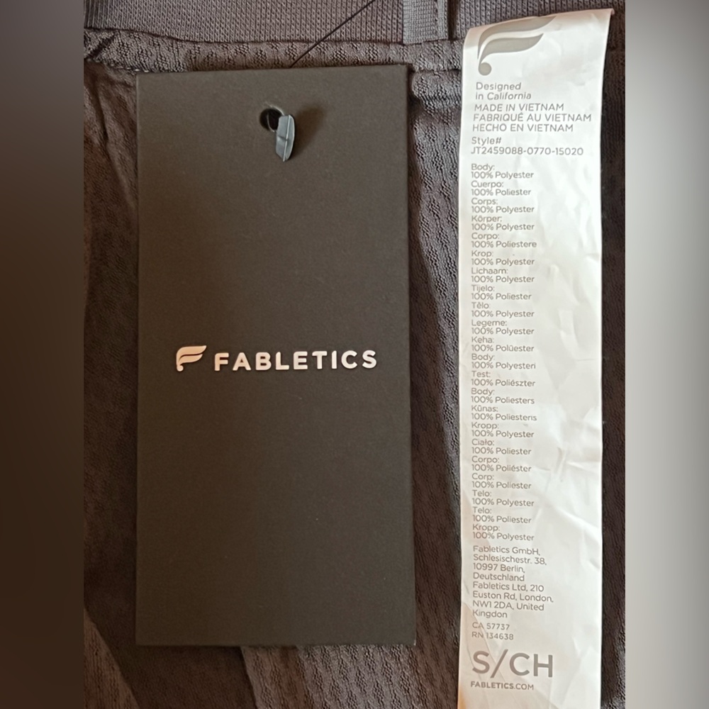 Fabletics Onyx Bomber Jacket NWT - image 3